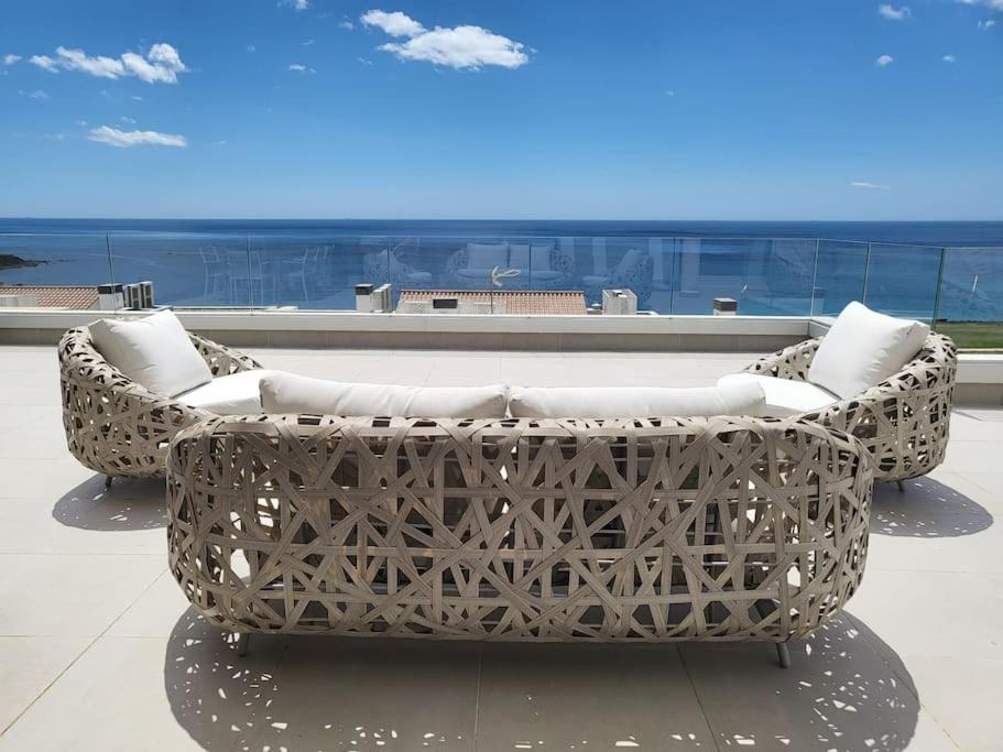 Luxurious Penthouse With Huge Panoramic Terrace Apartment San Roque  Exterior photo