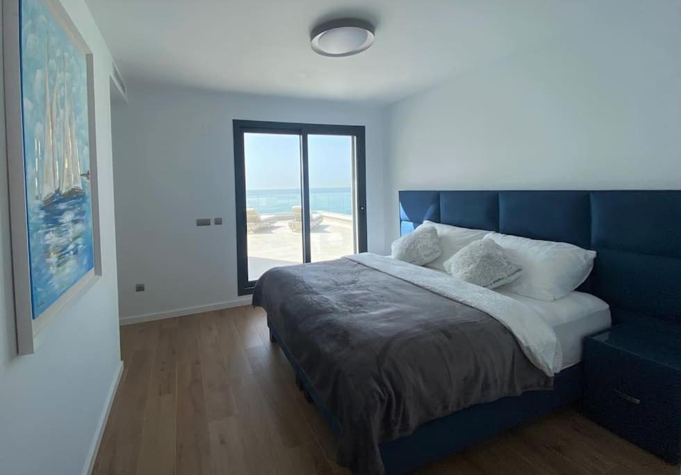 Luxurious Penthouse With Huge Panoramic Terrace Apartment San Roque  Exterior photo